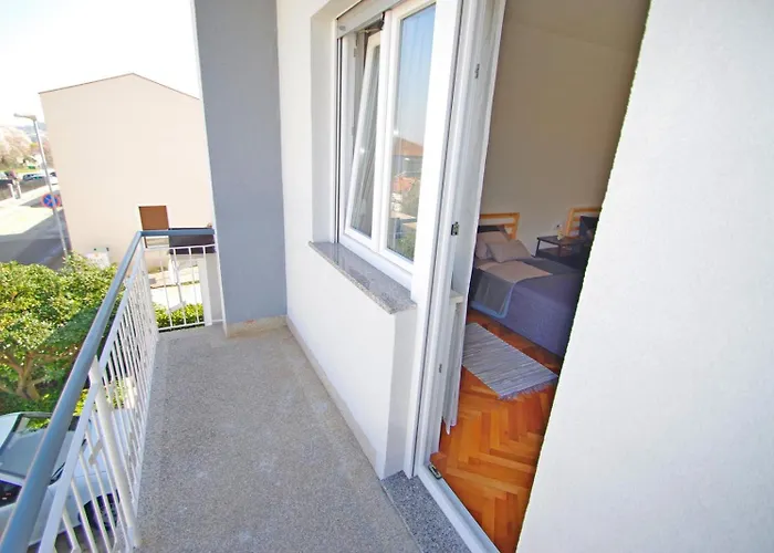 Aurelia Apartament *
